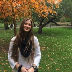 Meet your Posher, Marina